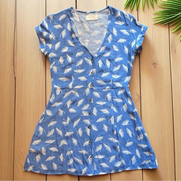 CAPULET “Mabel” Mini Dress – Ginkgo Blue Feather Leaf Print – Size Small - Picture 7 of 14